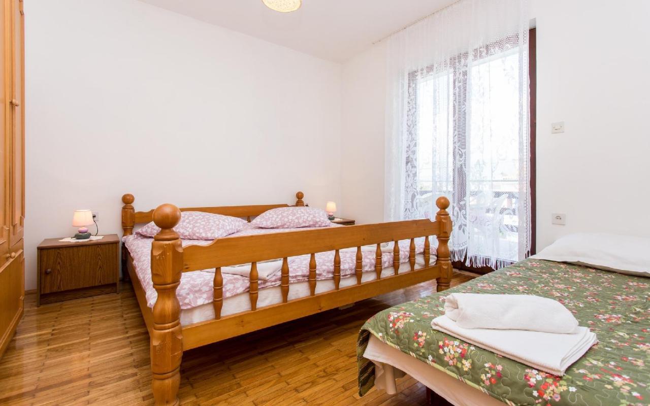 Apartman Broznic Šilo 外观 照片