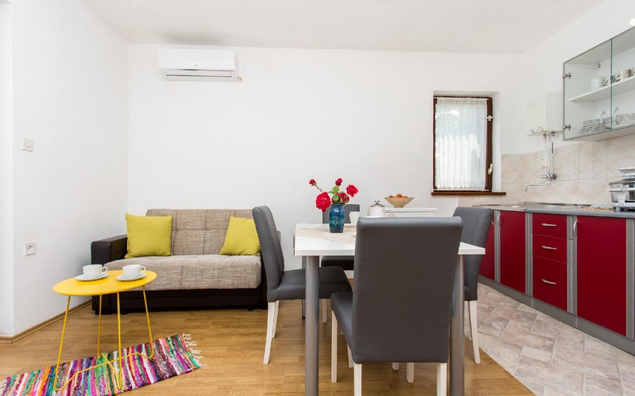 Apartman Broznic Šilo 外观 照片