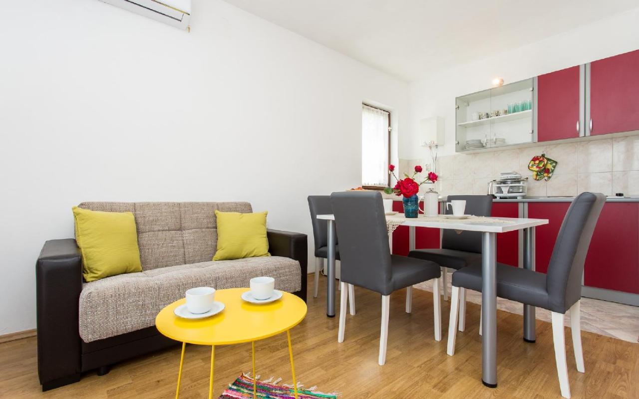 Apartman Broznic Šilo 外观 照片