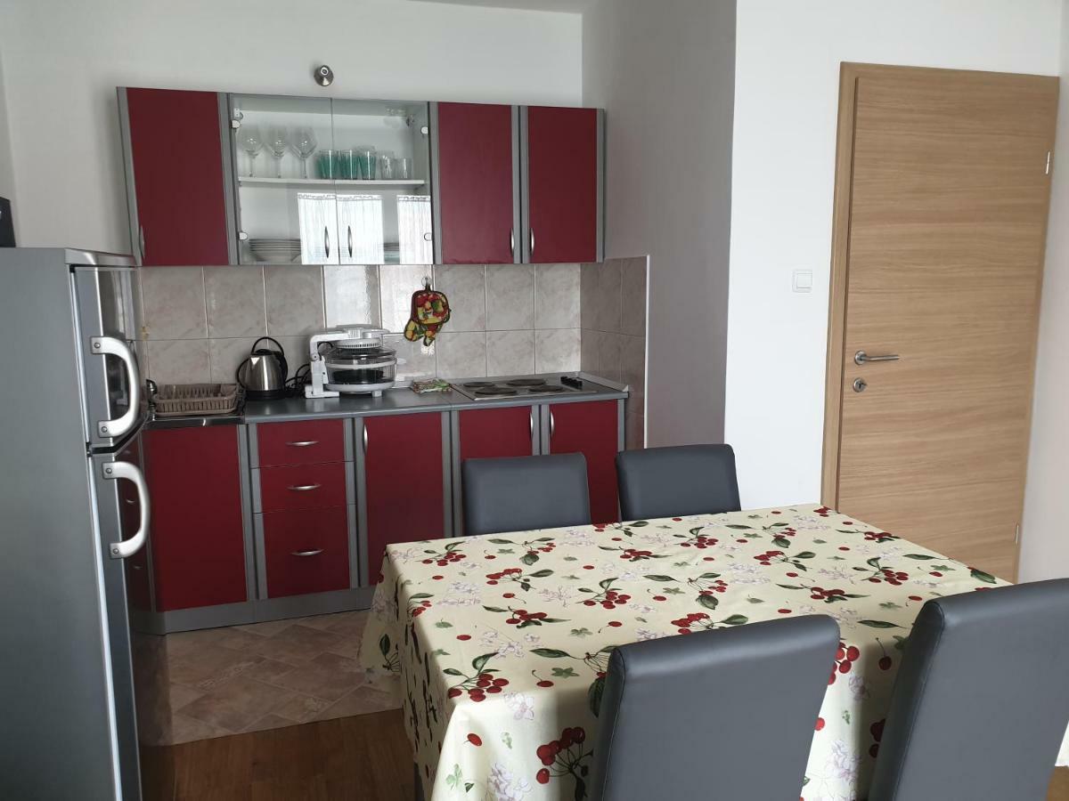 Apartman Broznic Šilo 外观 照片
